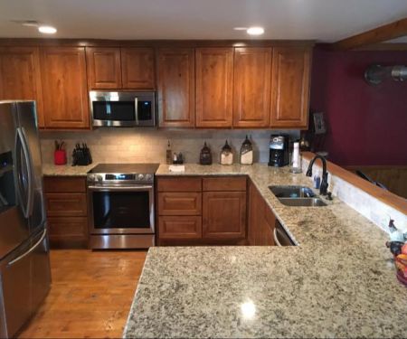 Kitchen & Laundry Room